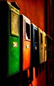 χρώμα! του Τάσου Λυρατζή